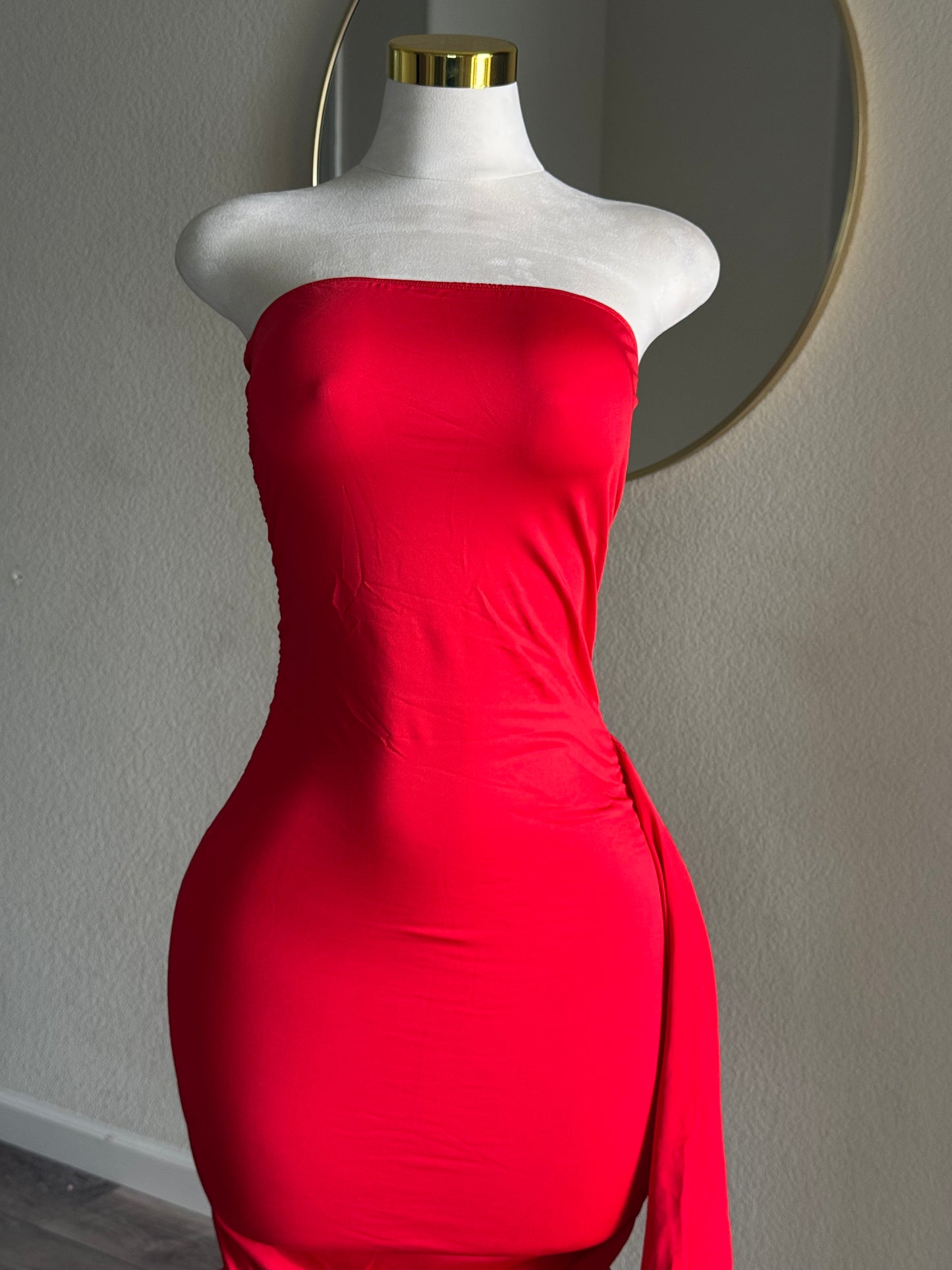 Valentina Red Dress