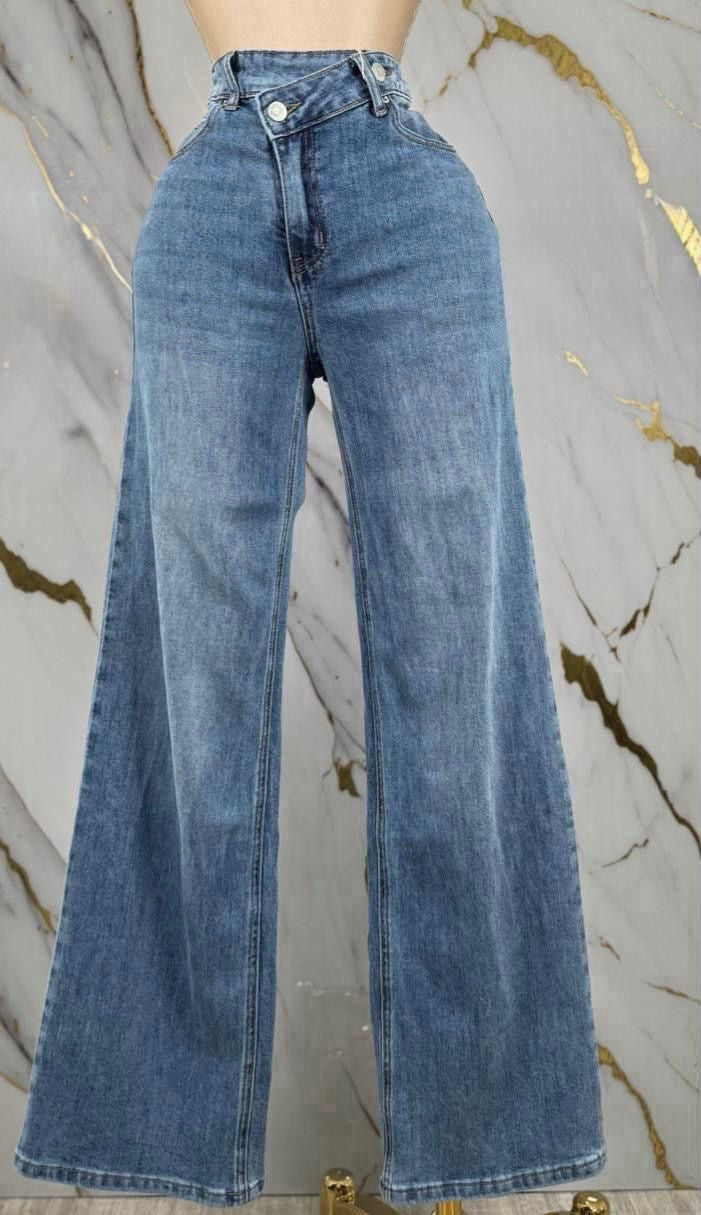 Asymmetrical Jean - Light Wash