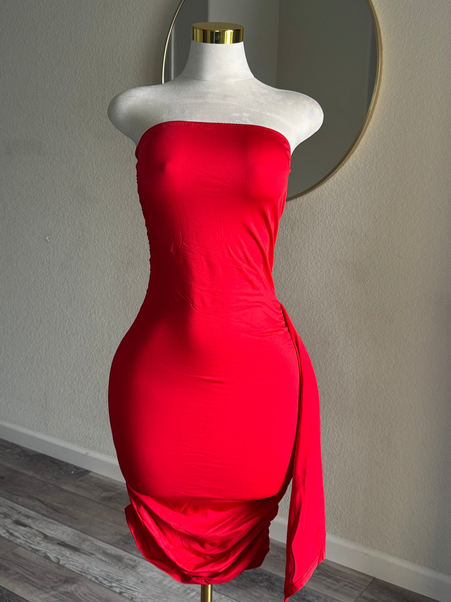 Valentina Red Dress