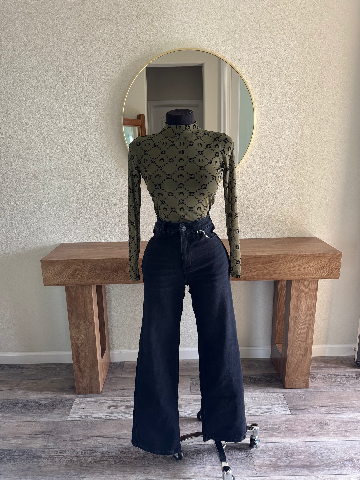 Marina Moon Top - Olive